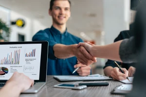 Chciał Tylko reklamować się. Popełnił Błąd, Który Kosztował Go ...